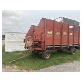 Gehl 910bu Forage Wagon
