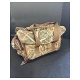Red Head camouflage hunting bag, 15 x 8 x 9in H