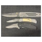 3 Folding pocket knives 2 are stainless steel