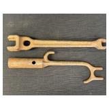 2 Bell System telephone linemanï¿½s tools - double