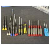 Variety of precision screwdrivers w/spinning caps