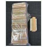(8) Wooden nail brushes