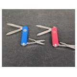 Santa Fe & Swiss Army type multi use pocket knives