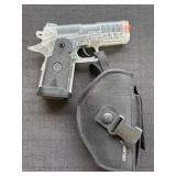 Crosman P36 Stinger AirSoft Pistol & Case