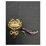 Avon Ribbon Bow Faux Pearl & Purple Heel Brooch