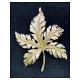 Trifari 5 leaf Gold Tone Brooch
