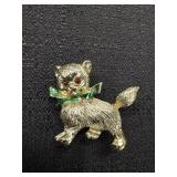 Vtg. Gold tone Cat w/ green Bow Brooch