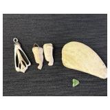 Shell pendant, 1.5in., 2 shell pieces w/rings, &