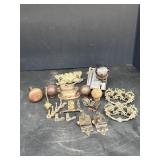 Vtg Door Knobs & Decorative Hardware