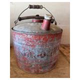 vtg galvanized gas can w/wood handle