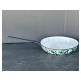 10' Chrysolite green swirl enamelware fry pan