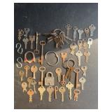 Various Vintage Keys