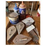 Straight Line & chalk, Allen wrenches