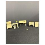 Tootsie Toy Miniature Furniture Set