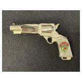Die cast metal pencil sharpener revolver w/
