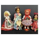 Dolls of different countries