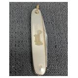 2-Blade Knife w/ Candlestick Phone on side