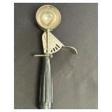Halco Model 81 stainless ice cream scoop