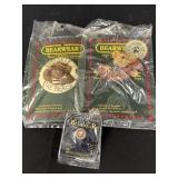 2 Boyds Bears Bearwear brooch pins & a lapel pin