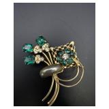 Green Rhinestone, Gold Tone Brooch Pin