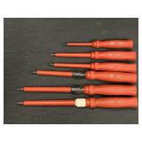 6- 1000V insulated screw-retaining screwdrivers