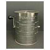 Bromwell metal  3 cup measuring flour sifter