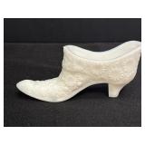 5.5" daisy & button white milk glass shoe figurine