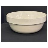 10" Western Stoneware Co Bowl