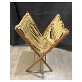 Yarn Caddy/Knitting Stand