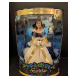 Walt Disney Snow White Holiday Princess &