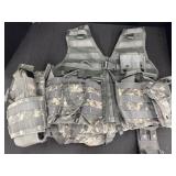 US Desert Camo Tactical Vest