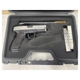 Springfield XD .40 SW Hand Gun