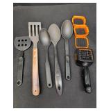 Variety of Kitchen Utensils, dish drainer