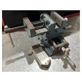 Shop Fox 4in Machinist Vise & Machinist Guide