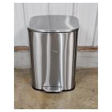 Qualiazero Stainless Steel Step-On Trash Can