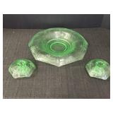 Green uranium glass console bowl & 2 candle