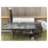Barbecue Pit w/ Smoke Box