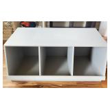 3 Cube Storage Organizer Bench