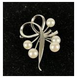 Vintage Mikimoto Style Brooch
