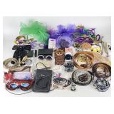 Women's Hats, Belts & Other Accessories