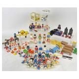 Vintage Playmobil Figures & Accessories
