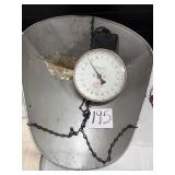 Hanging produce scale