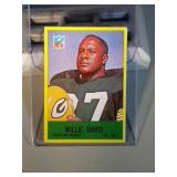 1967 Philadelphia Willie Davis FB card Packers