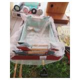 NEW 3 PC METAL SERVING TRAY SET