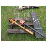 PALLET-BIRD HOUSES, GARDEN DECOR ITEMS, ETC