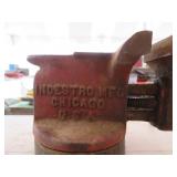 Mini Bench Vise 2 1/2in INDESTRO Manufacture Chi