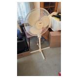 Cool-Breeze Standup Oscillating Fan