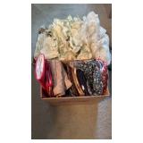 Curtains & Pot Holders