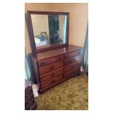 Maple 6 Drawer Dresser w/Mirror