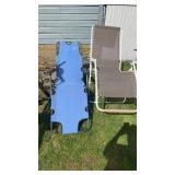 2 Sun chairs